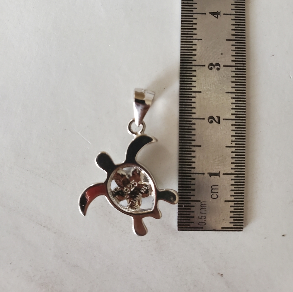 Opal turtle pendant - Picture 2 of 3
